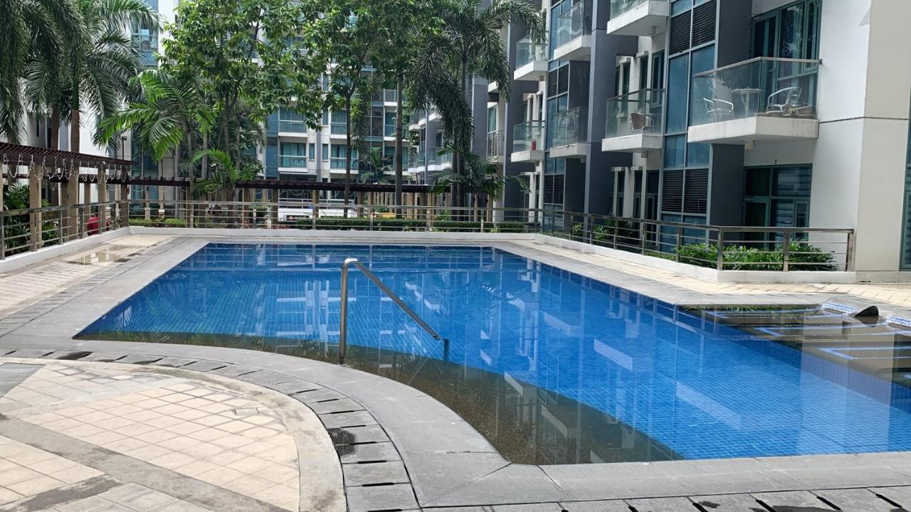 פאסאי Two Palm Tree Villas Condominium - Studio 8Th Fl With Balcony - Across Terminal 3 Airport מראה חיצוני תמונה